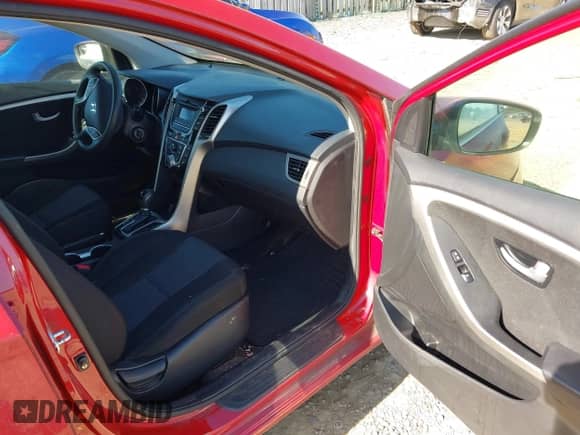 2016 Hyundai Elantra с VIN KMHD35LH5GU251375, выставлен на аукционе IAAI как лот 43433796 с пробегом 116 751 миль миль и . История ставок и продаж доступна на DreamBid. Изображение 5.