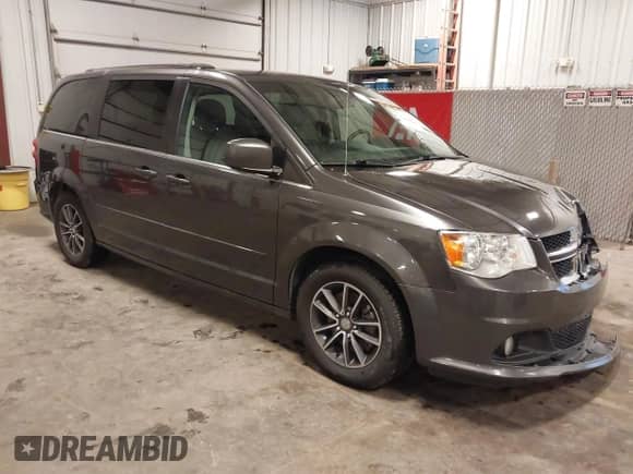 2017 Dodge Grand Caravan SXT z VIN 2C4RDGCG3HR714722, wystawiony jako IAAI lot #43266426 z przebiegiem 157 627 mil mil oraz . Historia ofert i sprzedaży dostępna na DreamBid. Obrazek 1.