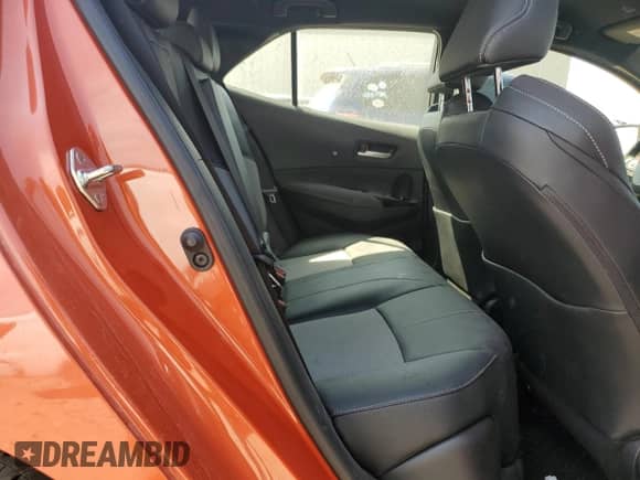 2024 Toyota Corolla XSE z VIN JTNC4MBE9R3218690, wystawiony jako Copart lot #71661625 z przebiegiem 48 096 mil mil oraz Szkoda całkowita • Salvage title. Historia ofert i sprzedaży dostępna na DreamBid. Obrazek 10.