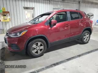 2022 Chevrolet Trax LT с VIN KL7CJPSM0NB527810, выставлен на аукционе Copart как лот 80027705 с пробегом 51 212 миль миль и Списание • Salvage title. История ставок и продаж доступна на DreamBid. Изображение 1.