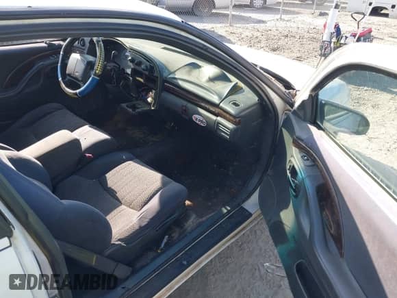 1998 Chevrolet Monte Carlo LS with VIN 2G1WW12M9W9325672, listed as a IAAI auction lot 42142919 with 190,695 mi miles and . Bid and sale history available at DreamBid. Image 5.