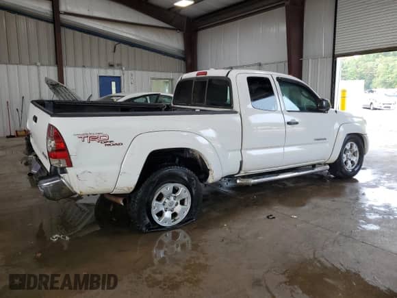 2010 Toyota Tacoma с VIN 5TEUU4EN7AZ741118, выставлен на аукционе Copart как лот 66289155 с пробегом 164 154 миль миль и Списание • Salvage title. История ставок и продаж доступна на DreamBid. Изображение 3.