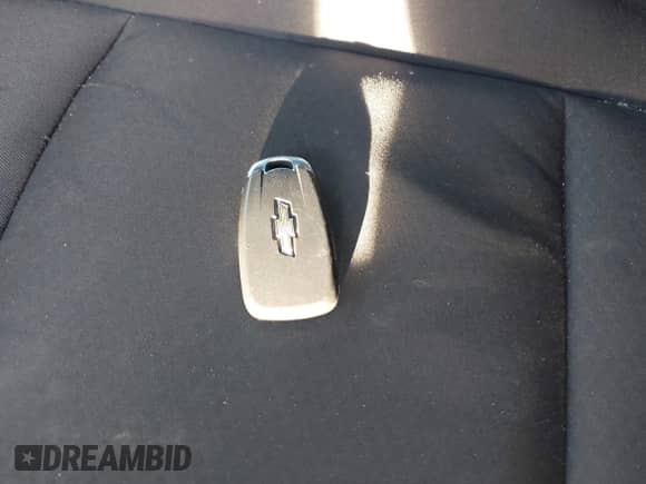 2022 Chevrolet Malibu LT z VIN 1G1ZD5ST3NF127922, wystawiony jako IAAI lot #43351328 z przebiegiem 82 036 mil mil oraz . Historia ofert i sprzedaży dostępna na DreamBid. Obrazek 11.