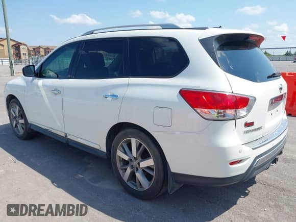 2014 Nissan Pathfinder Platinum with VIN 5N1AR2MN6EC732338, listed as a IAAI auction lot 42972442 with 138,900 mi miles and . Bid and sale history available at DreamBid. Image 3.