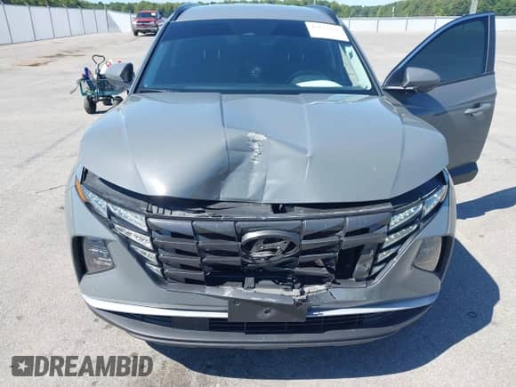 2024 Hyundai Tucson SEL z VIN 5NMJBCDE9RH296896, wystawiony jako IAAI lot #43125329 z przebiegiem 90 264 mil mil oraz . Historia ofert i sprzedaży dostępna na DreamBid. Obrazek 6.