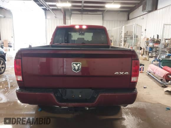 2019 Ram 1500 Express z VIN 1C6RR7FT0KS546772, wystawiony jako IAAI lot #41649866 z przebiegiem 144 985 mil mil oraz . Historia ofert i sprzedaży dostępna na DreamBid. Obrazek 16.