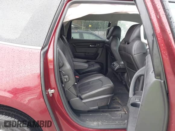 2017 Chevrolet Traverse LT с VIN 1GNKRHKD0HJ228848, выставлен на аукционе IAAI как лот 43293311 с пробегом 48 343 миль миль и . История ставок и продаж доступна на DreamBid. Изображение 8.