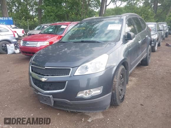 2012 Chevrolet Traverse LS с VIN 1GNKVFED0CJ290156, выставлен на аукционе IAAI как лот 42532379 с пробегом 169 185 миль миль и . История ставок и продаж доступна на DreamBid. Изображение 2.
