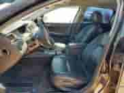 2014 Chevrolet Impala LTZ z VIN 2G1WC5E34E1101256, wystawiony jako Copart lot #70155255 z przebiegiem 96 734 mil mil oraz Czysty tytuł • Clean title. Historia ofert i sprzedaży dostępna na DreamBid. Obrazek 7.
