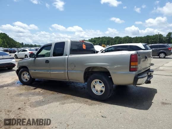 2003 GMC Sierra 1500 SLE with VIN 2GTEC19V831264173, listed as a Copart auction lot 63995235 with Not provided miles and Salvage title. Bid and sale history available at DreamBid. Image 2.