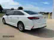 2018 Hyundai Sonata SE with VIN 5NPE24AF3JH685402, listed as a Copart auction lot 83758695 with 72,011 mi miles and Salvage title. Bid and sale history available at DreamBid. Image 3.