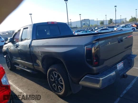 2017 Toyota Tundra SR5 with VIN 5TFRY5F12HX219154, listed as a IAAI auction lot 42014740 with 137,813 mi miles and . Bid and sale history available at DreamBid. Image 15.