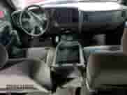 2005 GMC Sierra 1500 SLE с VIN 2GTEK13TX51305075, выставлен на аукционе Copart как лот 56644435 с пробегом 200 516 миль миль и Списание • Salvage title. История ставок и продаж доступна на DreamBid. Изображение 8.