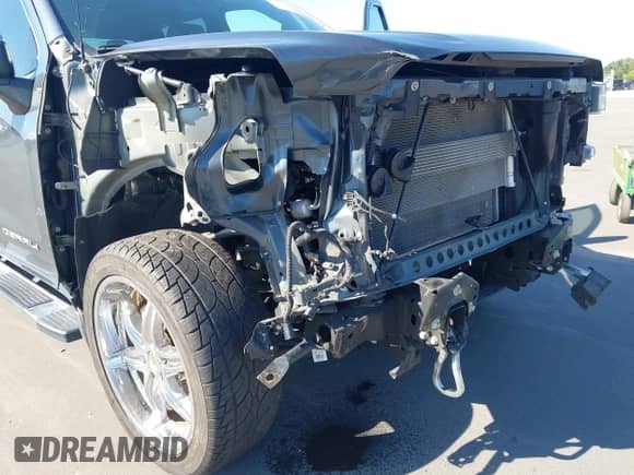 2019 GMC Sierra 1500 Denali z VIN 3GTU9FED7KG169405, wystawiony jako IAAI lot #43343060 z przebiegiem 75 199 mil mil oraz . Historia ofert i sprzedaży dostępna na DreamBid. Obrazek 6.
