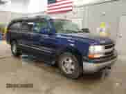 2001 Chevrolet Suburban LT z VIN 3GNFK16T21G220627, wystawiony jako Copart lot #58970495 z przebiegiem 312 382 mil mil oraz Czysty tytuł • Clean title. Historia ofert i sprzedaży dostępna na DreamBid. Obrazek 4.