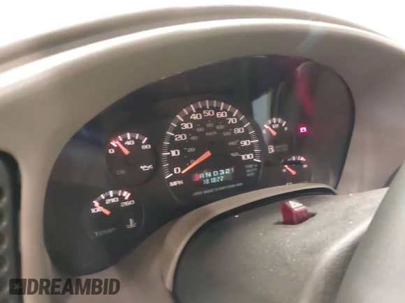 2000 Chevrolet Astro с VIN 1GNDM19WXYB219798, выставлен на аукционе IAAI как лот 41823618 с пробегом 181 822 миль миль и . История ставок и продаж доступна на DreamBid. Изображение 7.