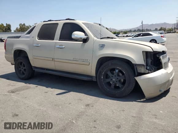 2007 Chevrolet Avalanche 1LT with VIN 3GNFK12347G294582, listed as a Copart auction lot 68293865 with 227,764 mi miles and Salvage title. Bid and sale history available at DreamBid. Image 4.