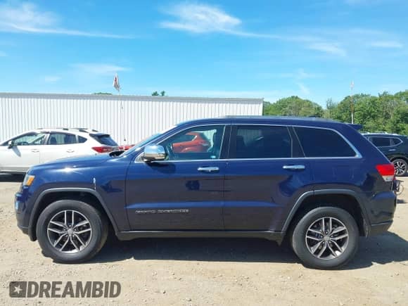 2018 Jeep Grand Cherokee Limited with VIN 1C4RJFBG6JC181140, listed as a IAAI auction lot 42989036 with 61,600 mi miles and . Bid and sale history available at DreamBid. Image 14.