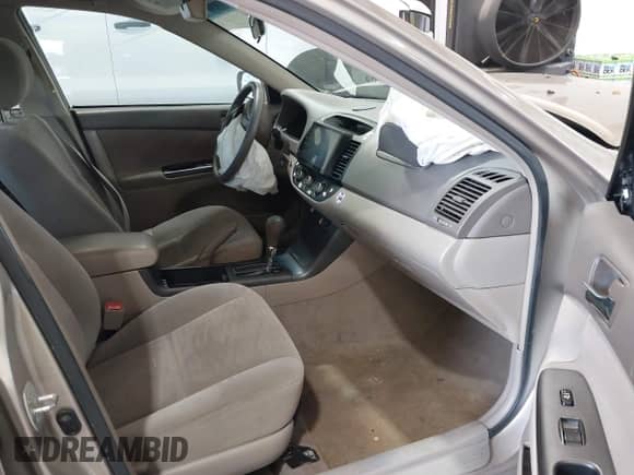 2006 Toyota Camry STD with VIN 4T1BE32K96U652591, listed as a IAAI auction lot 42830609 with Not provided miles and . Bid and sale history available at DreamBid. Image 5.