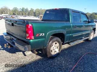 2004 Chevrolet Silverado 1500 Z71 с VIN 2GCEK13T041403126, выставлен на аукционе IAAI как лот 43410731 с пробегом Не указан миль и . История ставок и продаж доступна на DreamBid. Изображение 4.