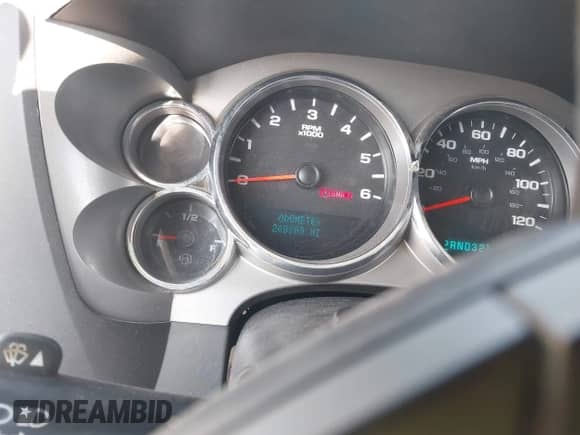 2012 Chevrolet Silverado 1500 LS z VIN 3GCPCREA4CG185181, wystawiony jako IAAI lot #42954321 z przebiegiem 268 189 mil mil oraz . Historia ofert i sprzedaży dostępna na DreamBid. Obrazek 7.