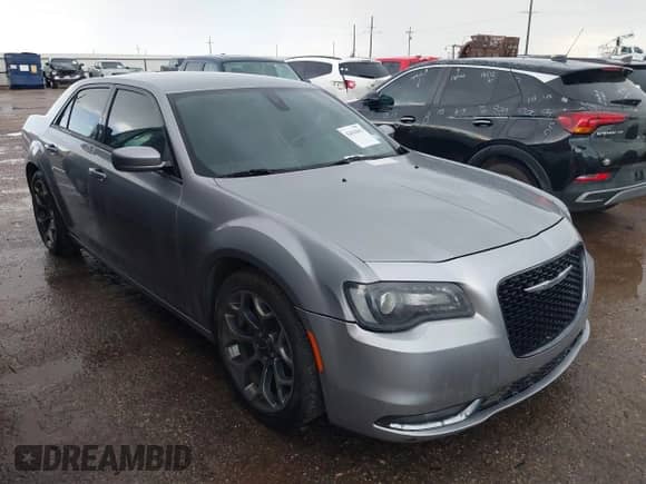 2015 Chrysler 300 S with VIN 2C3CCABG6FH807684, listed as a IAAI auction lot 42654843 with 143,091 mi miles and . Bid and sale history available at DreamBid. Image 1.