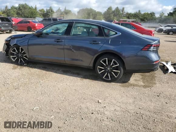 2024 Honda Accord Touring с VIN 1HGCY2F84RA096559, выставлен на аукционе Copart как лот 71612385 с пробегом 11 443 миль миль и Списание • Salvage title. История ставок и продаж доступна на DreamBid. Изображение 2.
