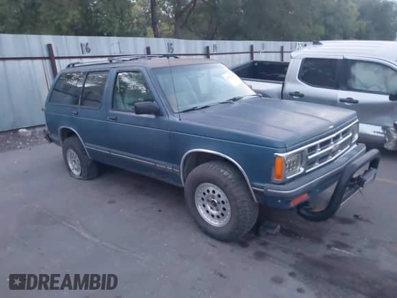 1994 Chevrolet Blazer с VIN 1GNDT13W5R0153332, выставлен на аукционе IAAI как лот 43023138 с пробегом 148 515 миль миль и . История ставок и продаж доступна на DreamBid. Изображение 1.