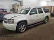 2009 Chevrolet Suburban with VIN 1GNFK36Y49R290505, listed as a Copart auction lot 43282705 with 290,630 mi miles and Clean title. Bid and sale history available at DreamBid. Image 1.
