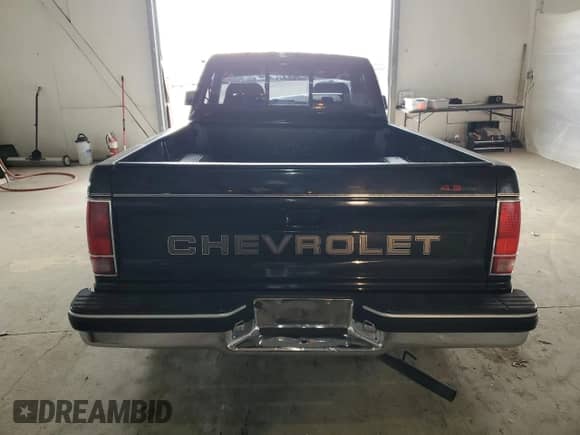 1992 Chevrolet S-10 с VIN 1GCCS14Z8N2118220, выставлен на аукционе Copart как лот 50202965 с пробегом 118 156 миль миль и Списание • Salvage title. История ставок и продаж доступна на DreamBid. Изображение 6.
