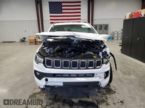 2024 Jeep Compass Latitude Lux с VIN 3C4NJDFN0RT103948, выставлен на аукционе Copart как лот 78613254 с пробегом 5 647 миль миль и Списание • Salvage title. История ставок и продаж доступна на DreamBid. Изображение 5.
