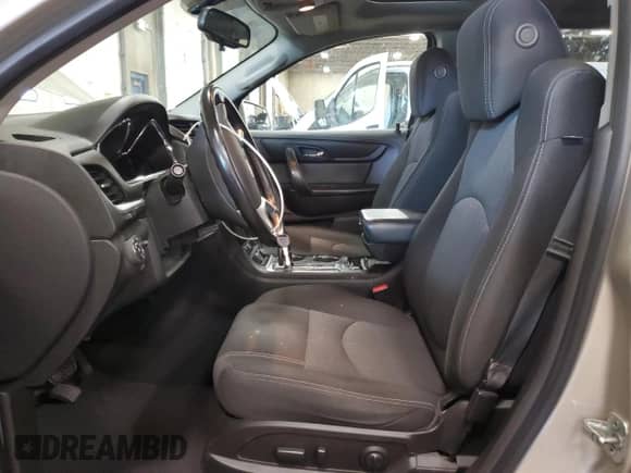 2016 Chevrolet Traverse LT z VIN 1GNKVGKD4GJ259315, wystawiony jako Copart lot #71059355 z przebiegiem 96 421 mil mil oraz Szkoda całkowita • Salvage title. Historia ofert i sprzedaży dostępna na DreamBid. Obrazek 7.