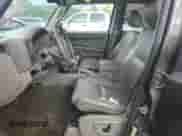 2006 Jeep Commander с VIN 1J8HG48N96C164806, выставлен на аукционе Copart как лот 66106955 с пробегом 205 707 миль миль и Списание • Salvage title. История ставок и продаж доступна на DreamBid. Изображение 7.