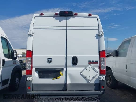 2016 Ram ProMaster Cargo с VIN 3C6TRVDG3GE127986, выставлен на аукционе IAAI как лот 43282654 с пробегом 154 045 миль миль и . История ставок и продаж доступна на DreamBid. Изображение 16.