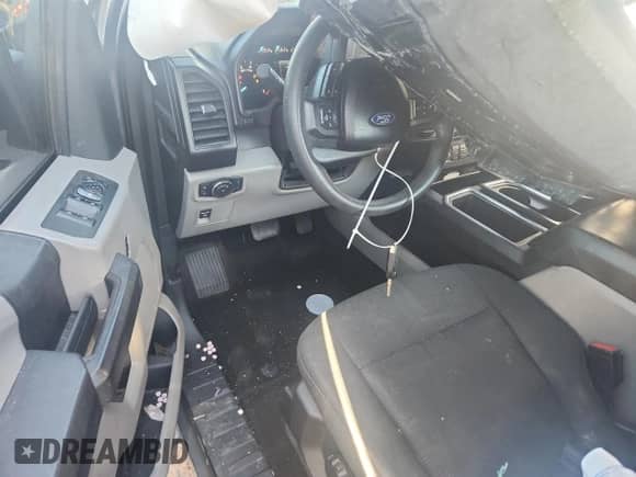 2018 Ford F-150 XL с VIN 1FTEX1CPXJFC15500, выставлен на аукционе Copart как лот 82167145 с пробегом 107 324 миль миль и Списание • Salvage title. История ставок и продаж доступна на DreamBid. Изображение 8.