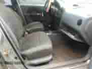 2005 Chevrolet Aveo LS с VIN KL1TD62605B402576, выставлен на аукционе IAAI как лот 41141586 с пробегом 133 609 миль миль и . История ставок и продаж доступна на DreamBid. Изображение 5.