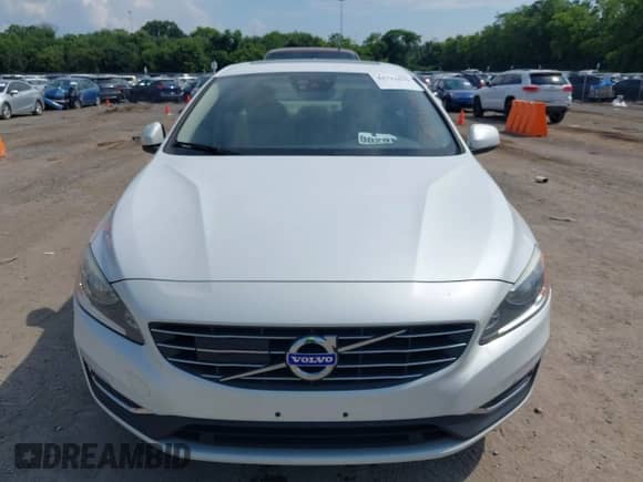 2016 Volvo S60 T5 Drive-E Premier z VIN YV126MFK3G2392567, wystawiony jako IAAI lot #42731679 z przebiegiem 91 321 mil mil oraz . Historia ofert i sprzedaży dostępna na DreamBid. Obrazek 6.