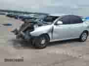 2010 Hyundai Elantra Blue с VIN KMHDU4ADXAU178339, выставлен на аукционе Copart как лот 69505025 с пробегом Не указан миль и На запчасти • Non repairable. История ставок и продаж доступна на DreamBid. Изображение 13.