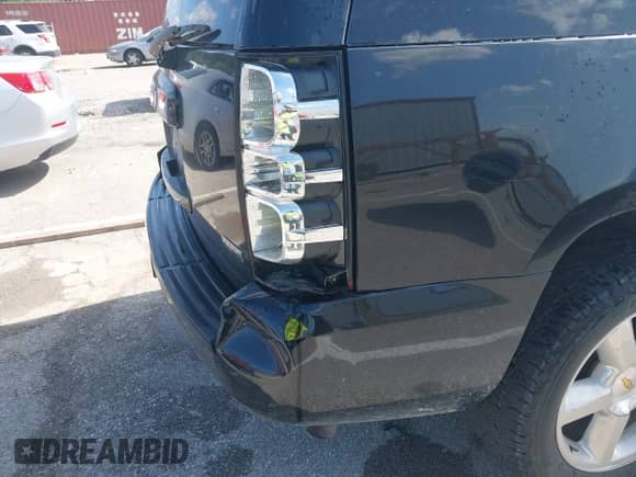2008 Chevrolet Tahoe LTZ с VIN 1GNFK13038J164555, выставлен на аукционе IAAI как лот 42534376 с пробегом 222 724 миль миль и . История ставок и продаж доступна на DreamBid. Изображение 12.