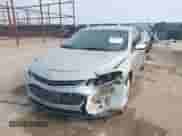 2016 Chevrolet Malibu LT z VIN 1G1ZE5ST8GF321264, wystawiony jako IAAI lot #43087716 z przebiegiem 144 293 mil mil oraz . Historia ofert i sprzedaży dostępna na DreamBid. Obrazek 2.