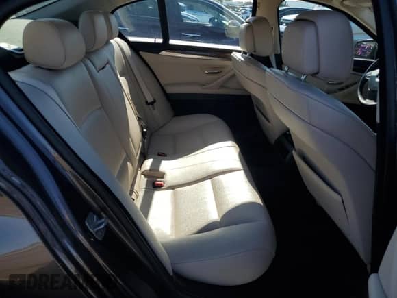 2013 BMW 5 Series 528i xDrive with VIN WBAXH5C50DDW12223, listed as a Copart auction lot 85494365 with 148,446 mi miles and Clean title. Bid and sale history available at DreamBid. Image 10.