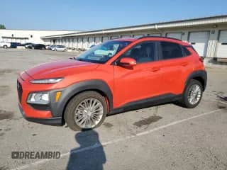 2019 Hyundai Kona SEL z VIN KM8K62AA7KU357869, wystawiony jako Copart lot #62350505 z przebiegiem 62 688 mil mil oraz Szkoda całkowita • Salvage title. Historia ofert i sprzedaży dostępna na DreamBid. Obrazek 1.