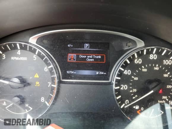 2016 Nissan Altima SR z VIN 1N4AL3AP3GN370144, wystawiony jako Copart lot #65546815 z przebiegiem 92 754 mil mil oraz Szkoda całkowita • Salvage title. Historia ofert i sprzedaży dostępna na DreamBid. Obrazek 9.