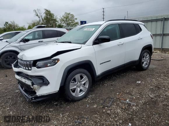 2022 Jeep Compass Altitude с VIN 3C4NJCBB3NT204949, выставлен на аукционе Copart как лот 57820975 с пробегом 18 098 миль миль и Списание • Salvage title. История ставок и продаж доступна на DreamBid. Изображение 1.