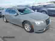 2018 Chrysler 300 Limited с VIN 2C3CCAEG1JH190876, выставлен на аукционе IAAI как лот 43392095 с пробегом 59 153 миль миль и . История ставок и продаж доступна на DreamBid. Изображение 1.