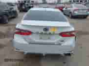 2023 Toyota Camry SE z VIN 4T1G11AK0PU140680, wystawiony jako IAAI lot #43113052 z przebiegiem 99 906 mil mil oraz . Historia ofert i sprzedaży dostępna na DreamBid. Obrazek 16.