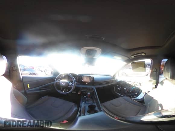 2021 Hyundai Elantra N Line z VIN KMHLR4AF7MU165082, wystawiony jako IAAI lot #41508420 z przebiegiem 92 075 mil mil oraz . Historia ofert i sprzedaży dostępna na DreamBid. Obrazek 19.