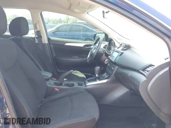 2019 Nissan Sentra S z VIN 3N1AB7AP2KY252024, wystawiony jako IAAI lot #43051277 z przebiegiem 91 265 mil mil oraz . Historia ofert i sprzedaży dostępna na DreamBid. Obrazek 5.