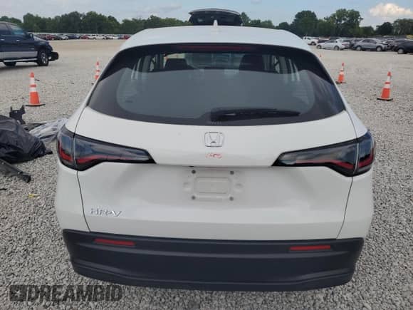 2025 Honda HR-V LX with VIN 3CZRZ2H34SM727529, listed as a Copart auction lot 68421185 with 18,525 mi miles and Salvage title. Bid and sale history available at DreamBid. Image 6.