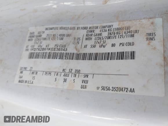 2019 Ford F-250 XL z VIN 1FD7X2B61KEE36543, wystawiony jako IAAI lot #43283113 z przebiegiem 164 926 mil mil oraz . Historia ofert i sprzedaży dostępna na DreamBid. Obrazek 9.